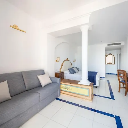 San Francesco 4*