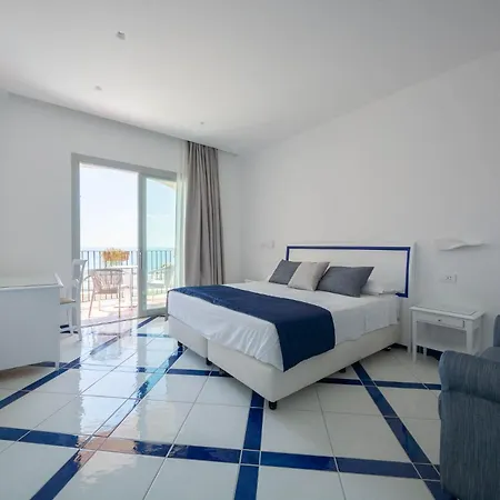 酒店 San Francesco Amalfi Coast 4*